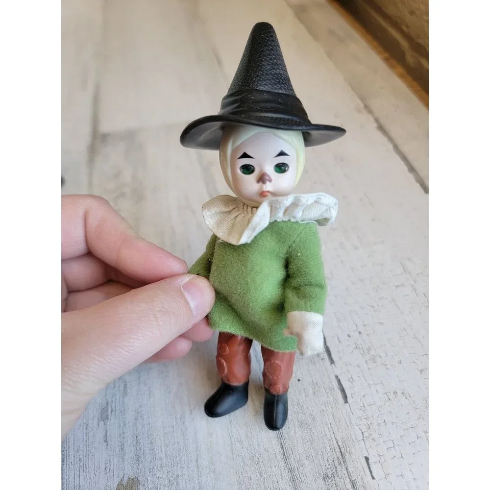 McDonald's vintage Madame Alexander Wizard of Oz scarecrow toy‎